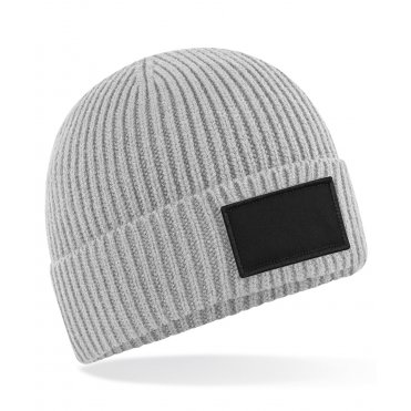B442R Fashion Patch Beanie