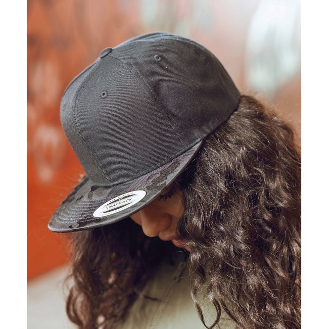 Flexfit by Yupoong YP025 Camo Visor Snapback (6089cv)
