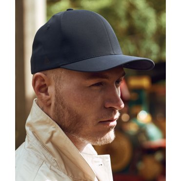 YP028 Flexfit Delta Cap (180)