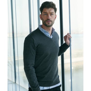HB720 12 Gauge V-Neck Jumper