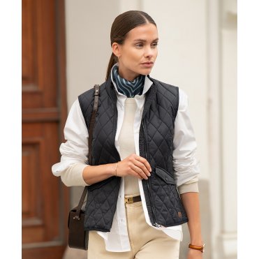 NB46F Women's Camden Diamond Quilted Gilet